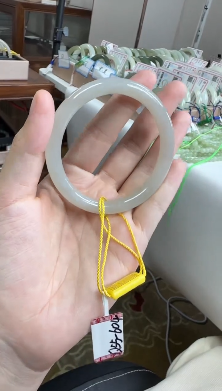 未镶嵌手镯和田玉55