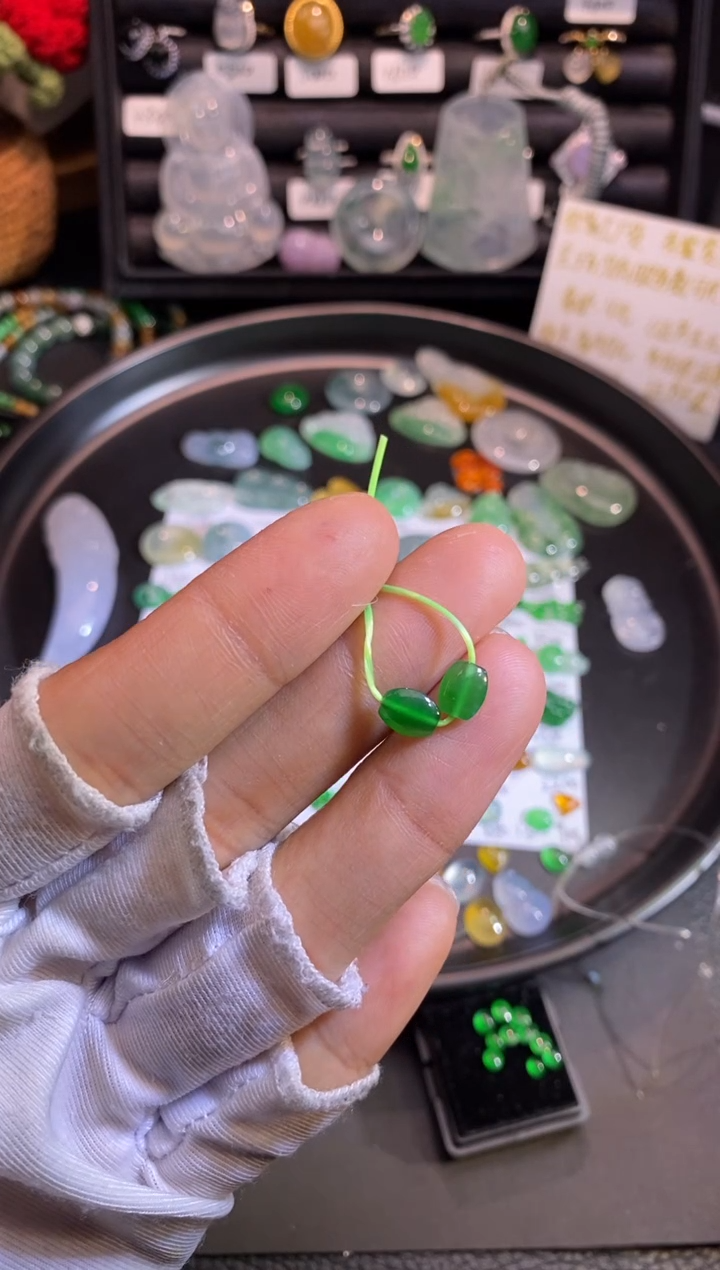 【闪购商品】翡翠挂件未镶嵌珠