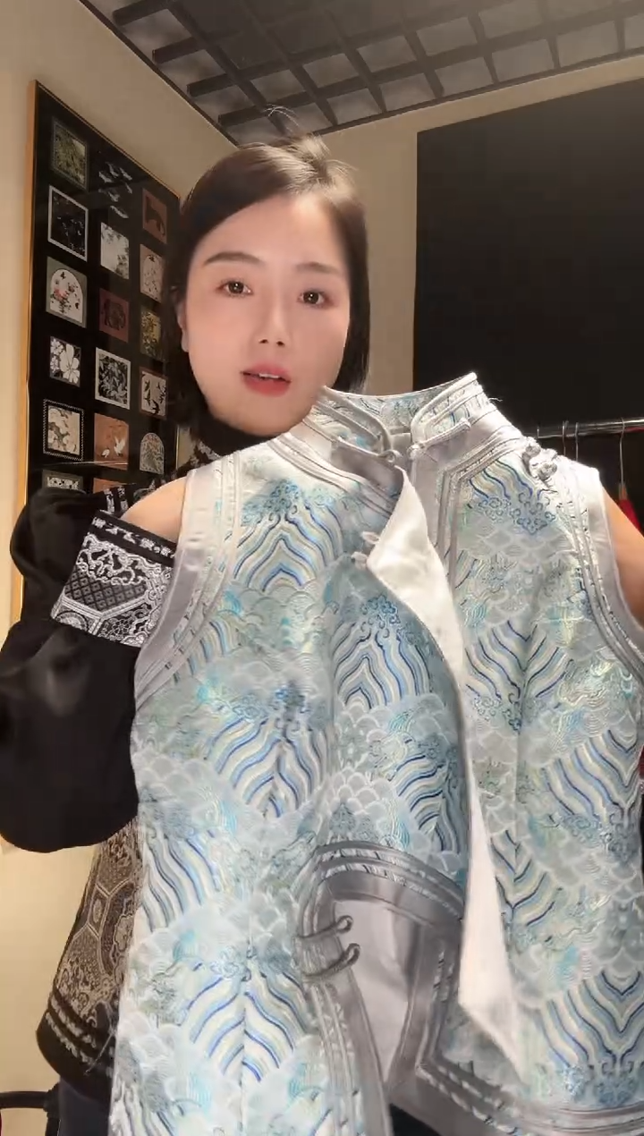 蓝色山水马甲L码