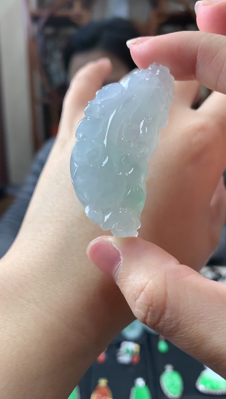 【闪购商品】翡翠吊坠(不含链)未镶嵌挂件