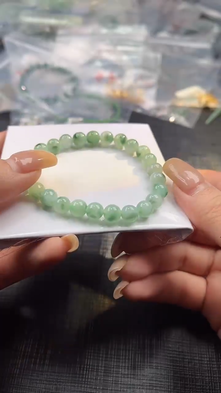 【闪购商品】翡翠颈饰未镶嵌100631200