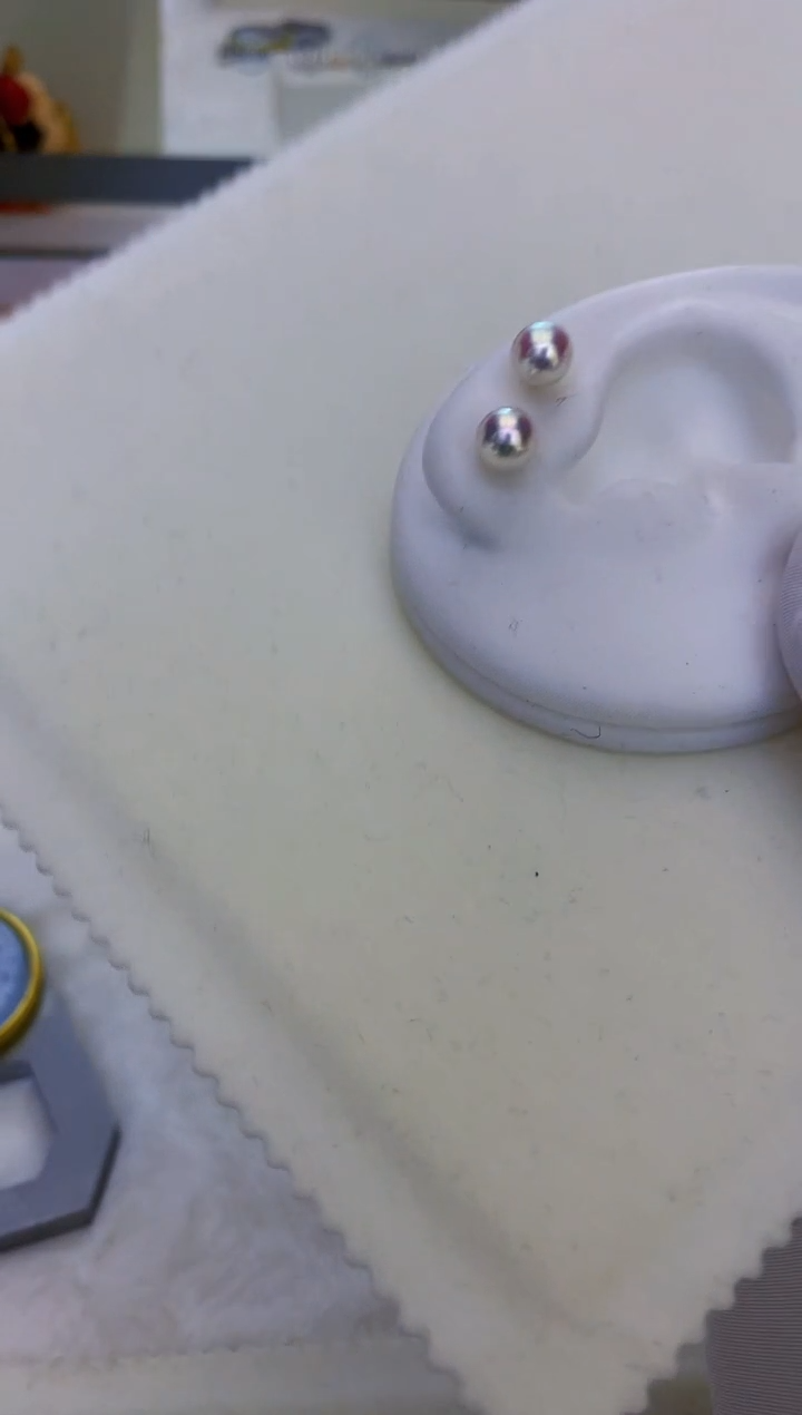 18K金镶嵌海水珍珠饰品6-7素钉定制