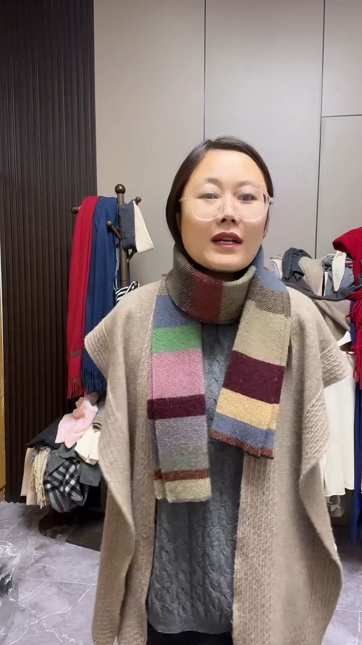 彩虹条围巾666666