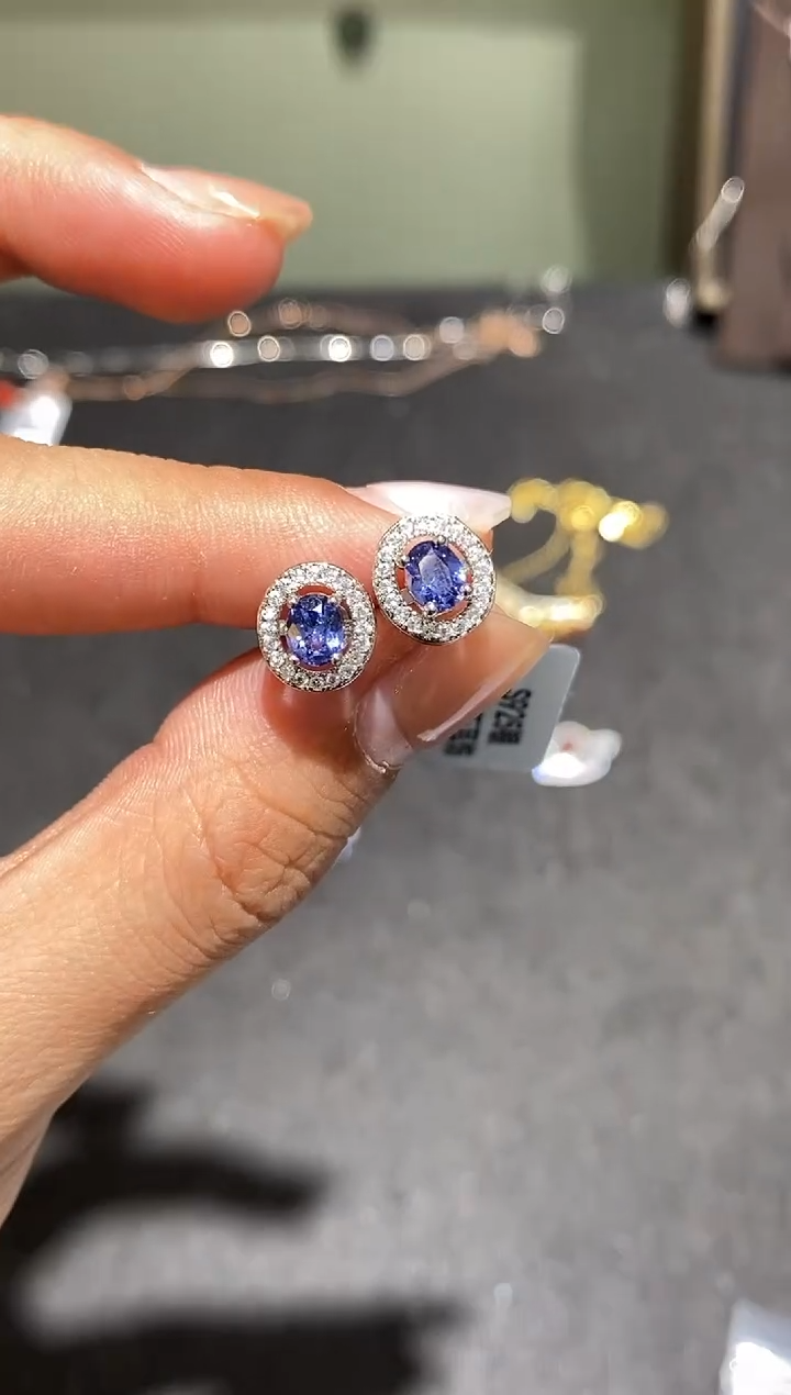 银S925镶嵌耳饰坦桑石耳钉