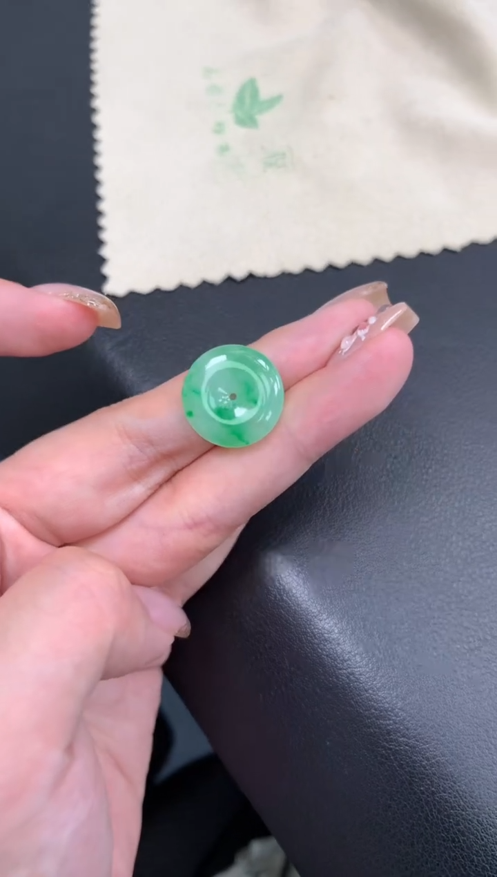 定制翡翠未镶嵌模式推广期48小时鉴赏期