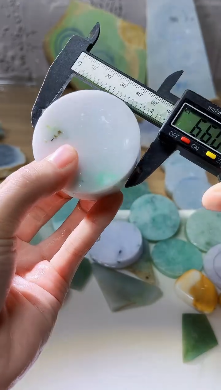 裸石翡翠翡翠a货正品玉石古陈210