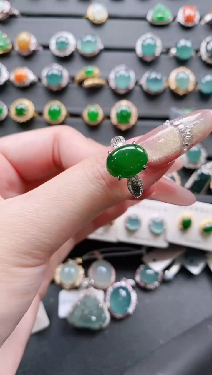 【闪购商品】翡翠戒指银S925镶嵌11111111