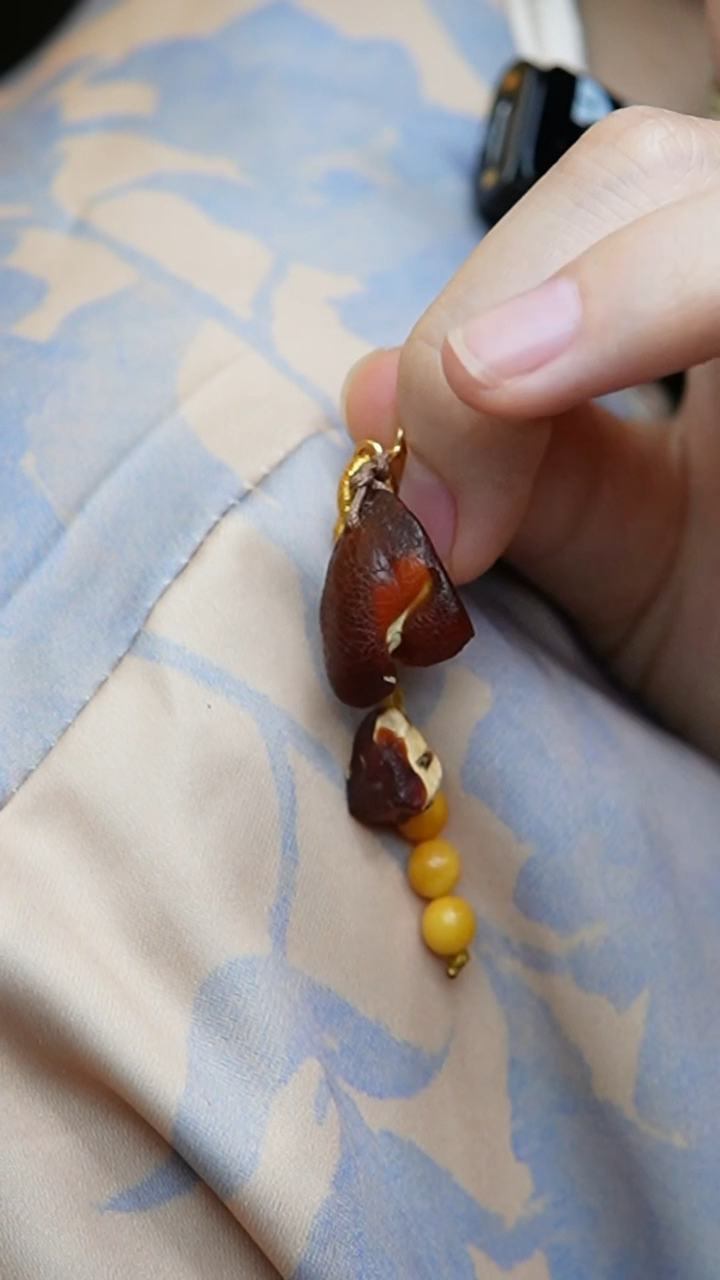 未镶嵌琥珀裸石原石