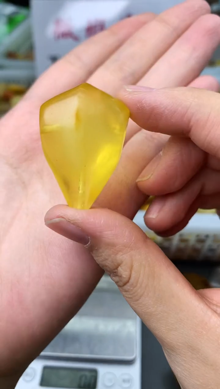 【闪购商品】琥珀珠宝奇石未镶嵌36569