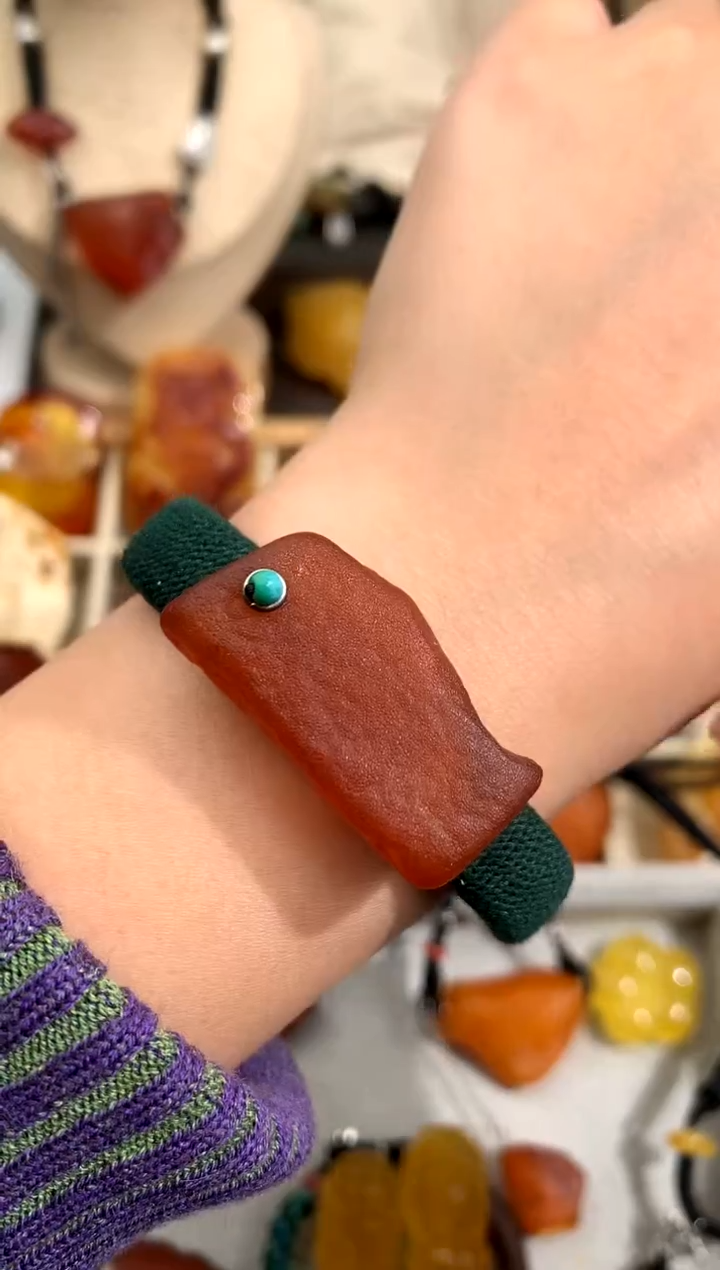 【闪购商品】蜜蜡裸石未镶嵌似玉