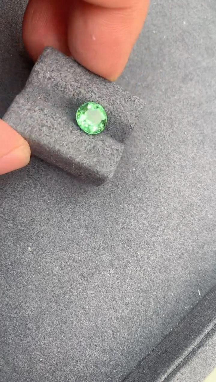 【闪购商品】碧玺裸石未镶嵌1.9ct碧玺