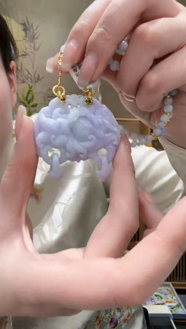 【闪购商品】翡翠颈饰未镶嵌吊坠