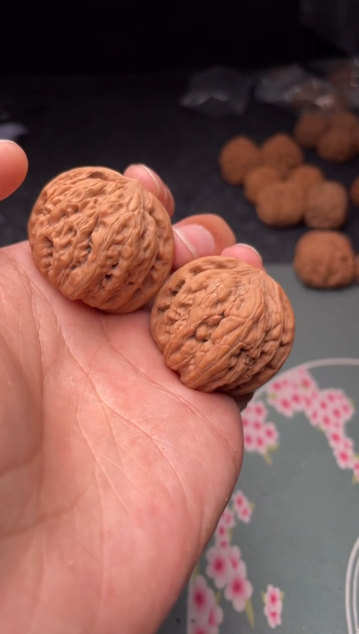 把件文玩核桃a223  九龙 36尺