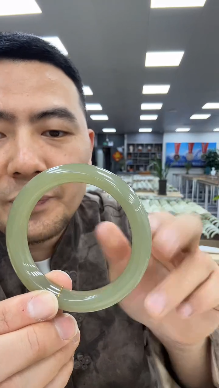 【闪购商品】和田玉手镯未镶嵌59-60  199