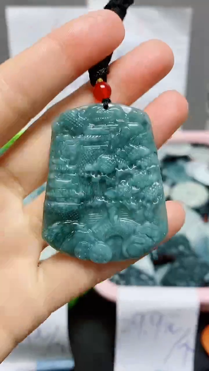 【闪购商品】翡翠颈饰未镶嵌天然翡翠A货