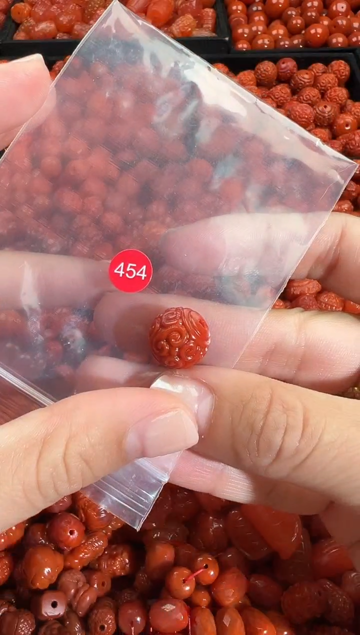 颈饰未镶嵌南红玛瑙1