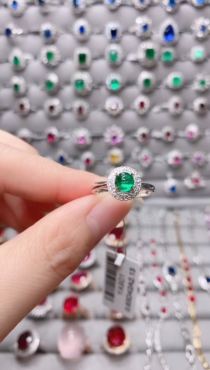 【闪购商品】祖母绿18K金戒指18K金镶嵌1