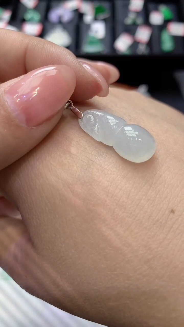 【闪购商品】翡翠吊坠(不含链)未镶嵌天然A货翡翠