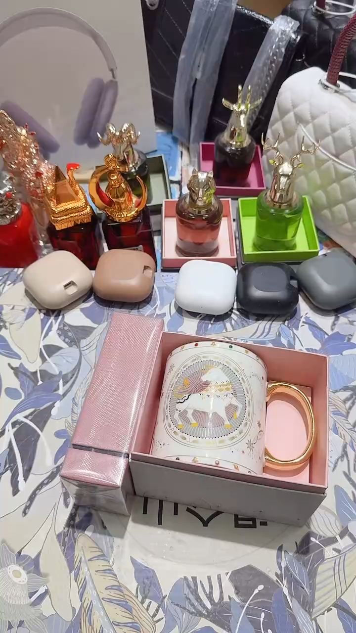 瓷片生活的本意就是开心@@1
