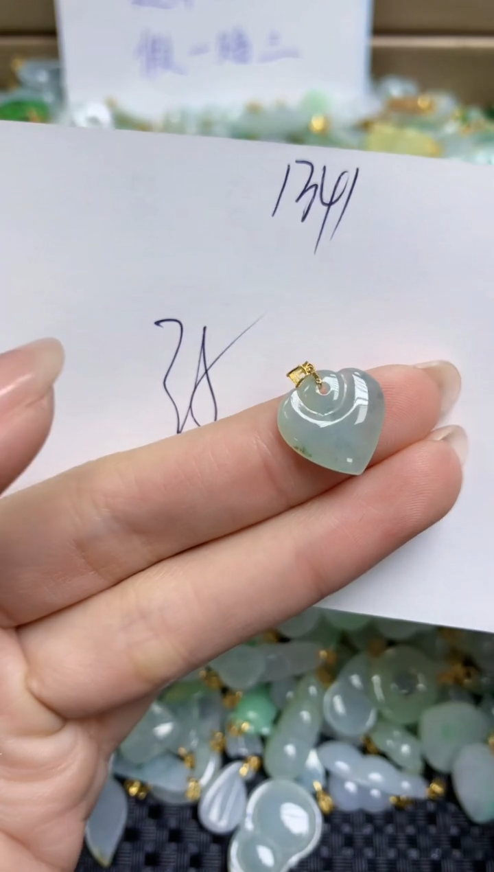 【闪购商品】翡翠颈饰18K金镶嵌天然缅甸A货翡翠