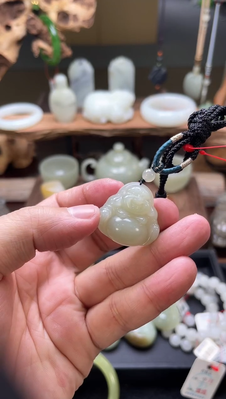 【闪购商品】和田玉吊坠未镶嵌且末青白 佛公 9003952