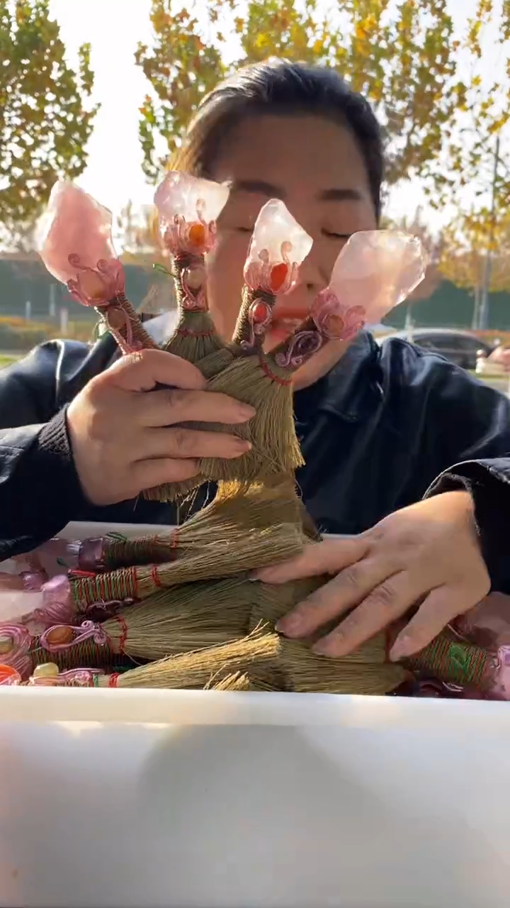 未镶嵌珠宝半成品水晶粉水晶原石头头扫帚多样性发其一