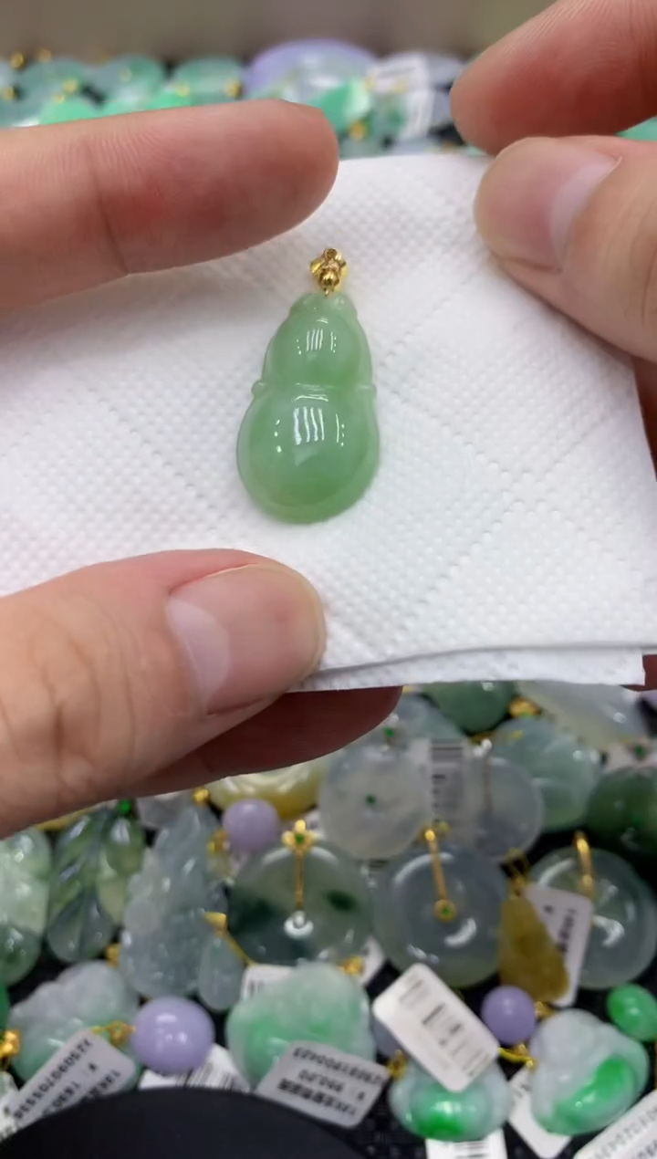 颈饰未镶嵌翡翠天然缅甸翡翠A货