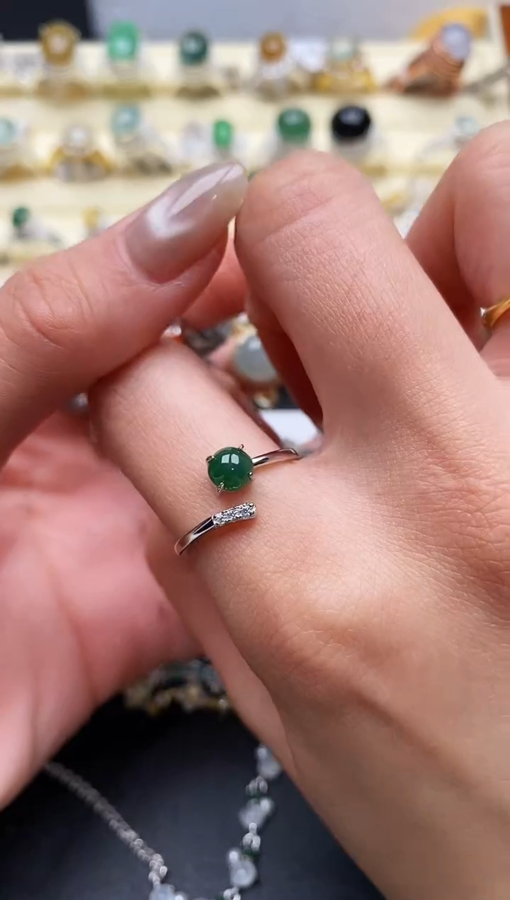 【闪购商品】翡翠戒指银S925镶嵌缅甸翡翠2  4+2