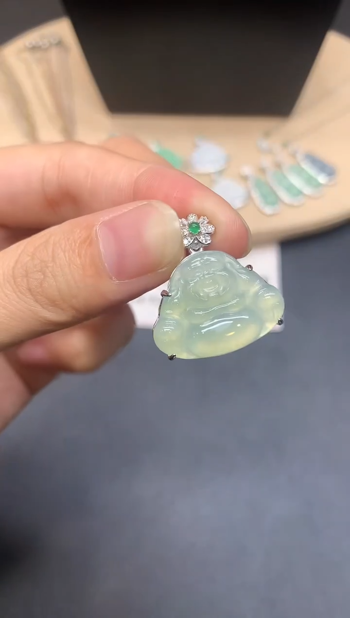 【闪购商品】翡翠吊坠(不含链)银S925镶嵌佛公【多样性发其一】