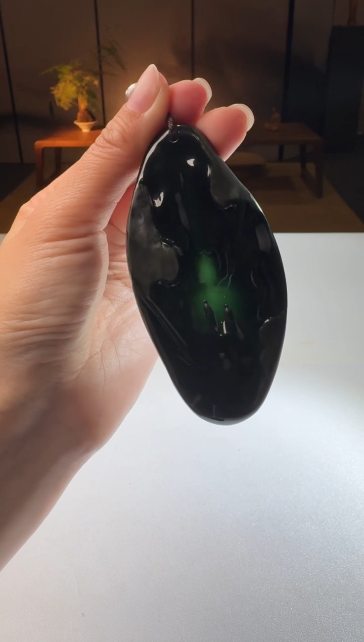 【闪购商品】翡翠颈饰未镶嵌【舒雅】