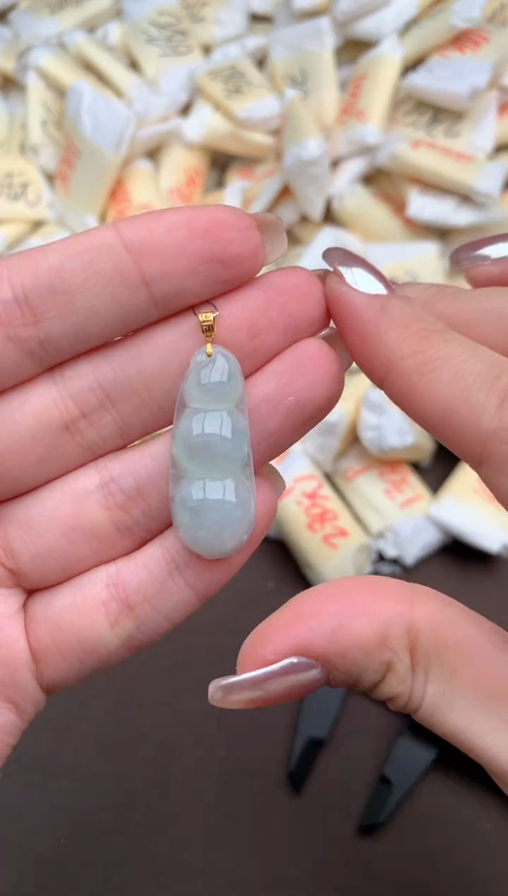 【闪购商品】翡翠挂件18K金镶嵌一