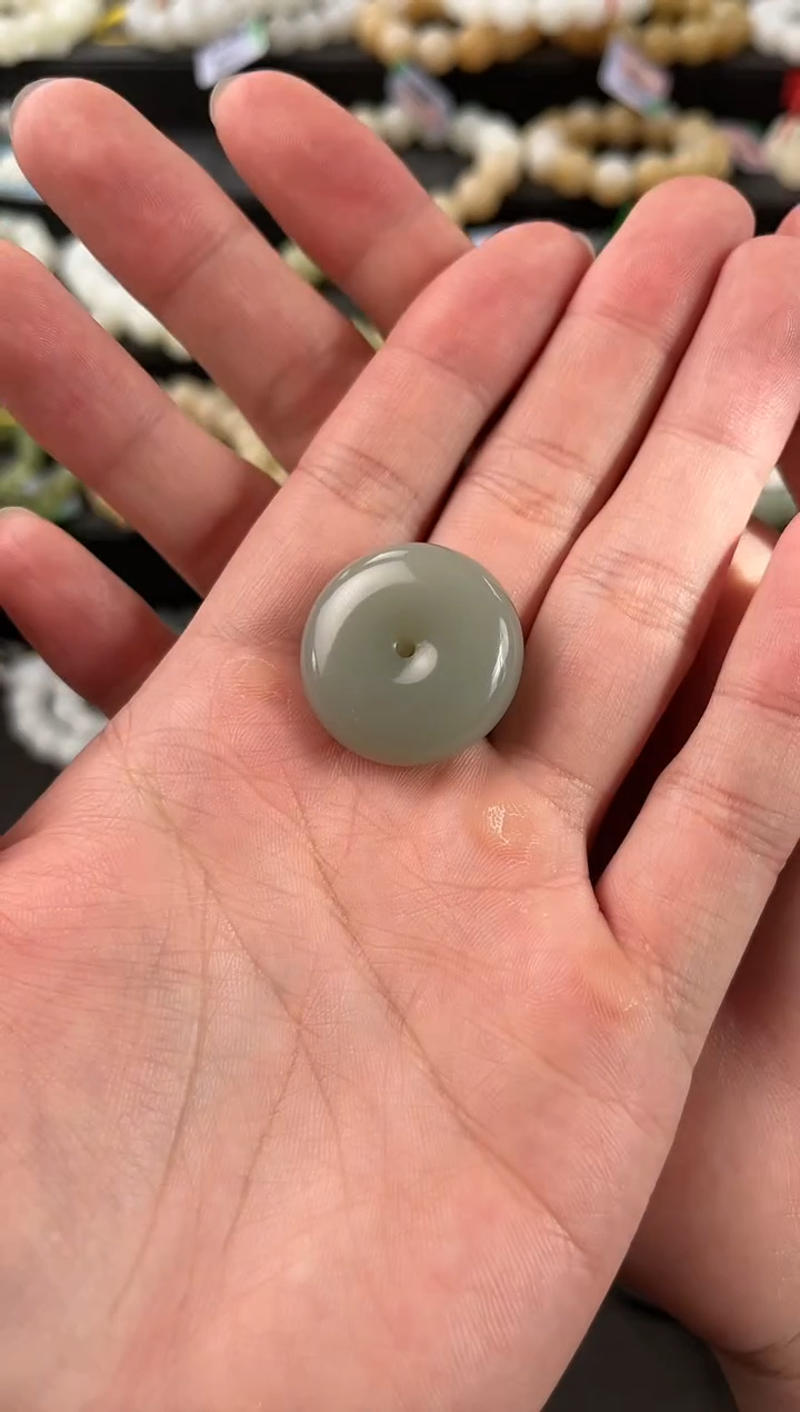 【闪购商品】和田玉平安扣未镶嵌且末青白平安扣微色差