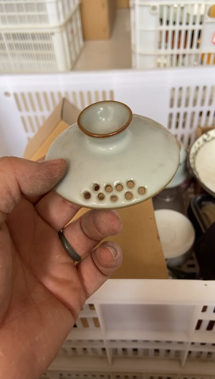 杯无运费险有瑕疵的摄影的产品有使用过的痕迹有点脏介意勿拍