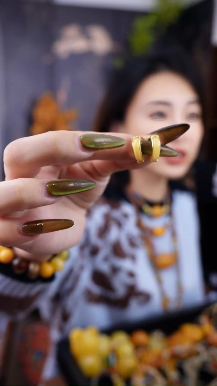 琥珀银S925镶嵌耳饰耳饰