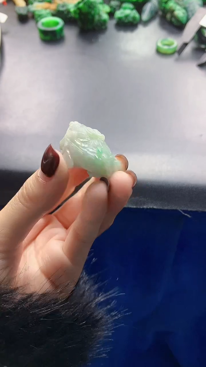 颈饰未镶嵌翡翠天然缅甸a货翡翠