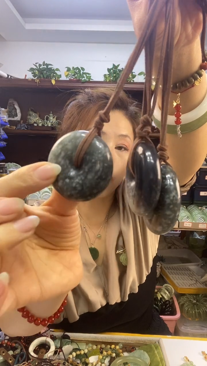 未镶嵌蛇纹石玉平安扣多样性随机发一