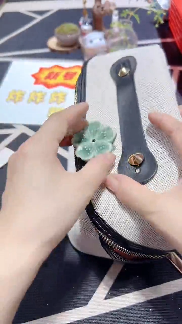 瓷片碗碟好物一件不留@@1