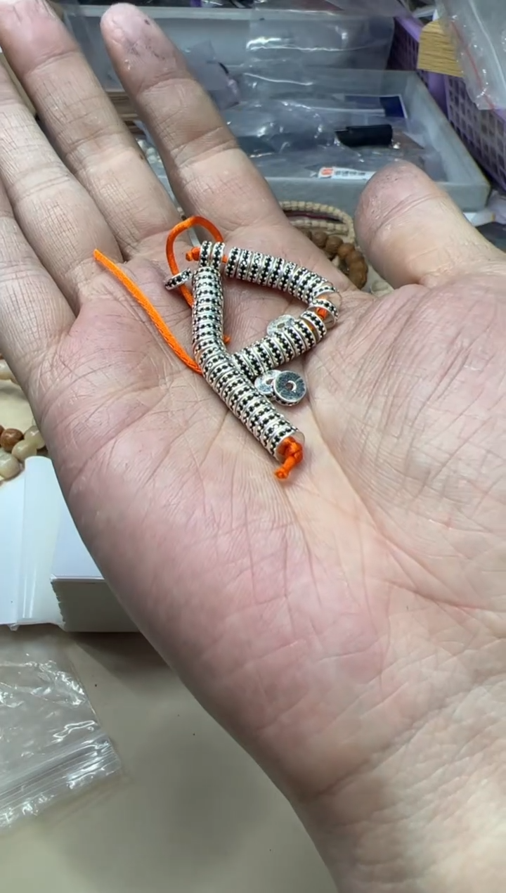 122320 铜隔片配饰一对