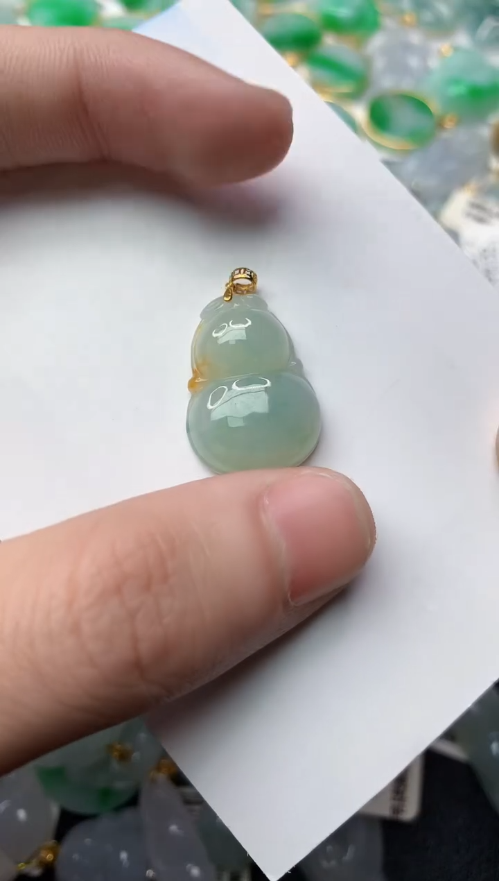 【闪购商品】翡翠颈饰18K金镶嵌25.........