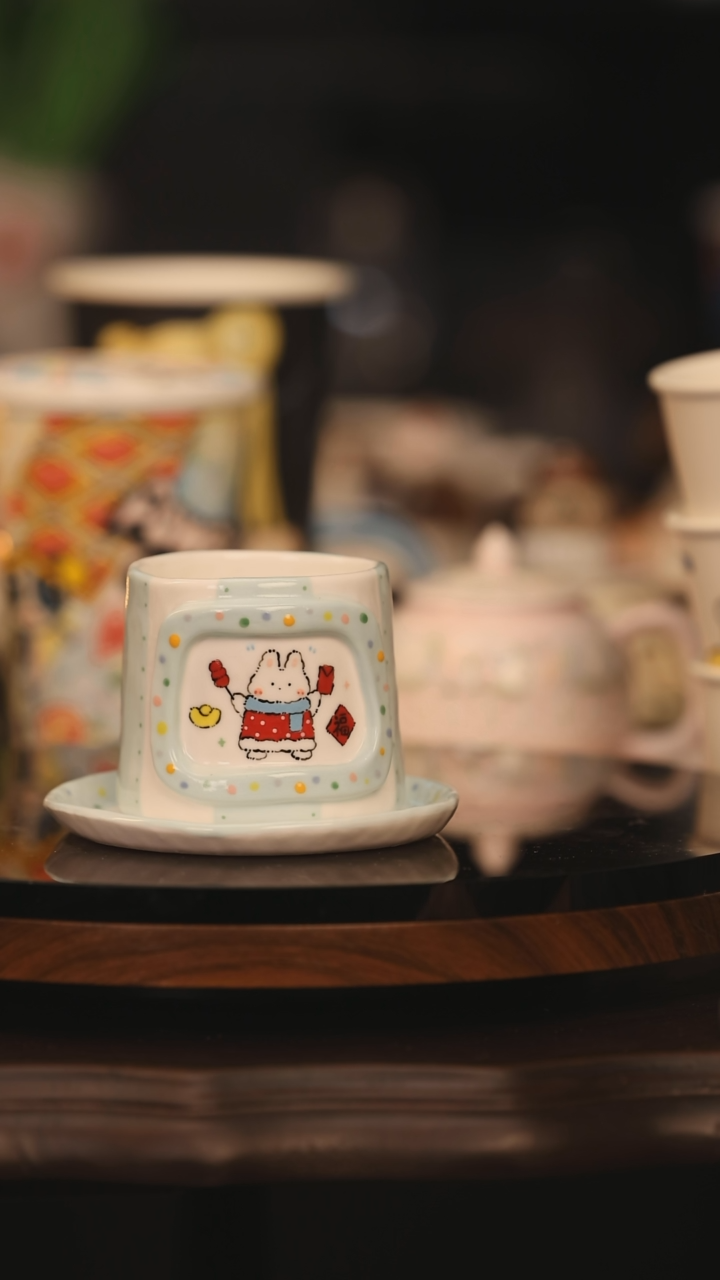 【闪购商品】摆件景德镇釉下彩绘设计师款陶瓷