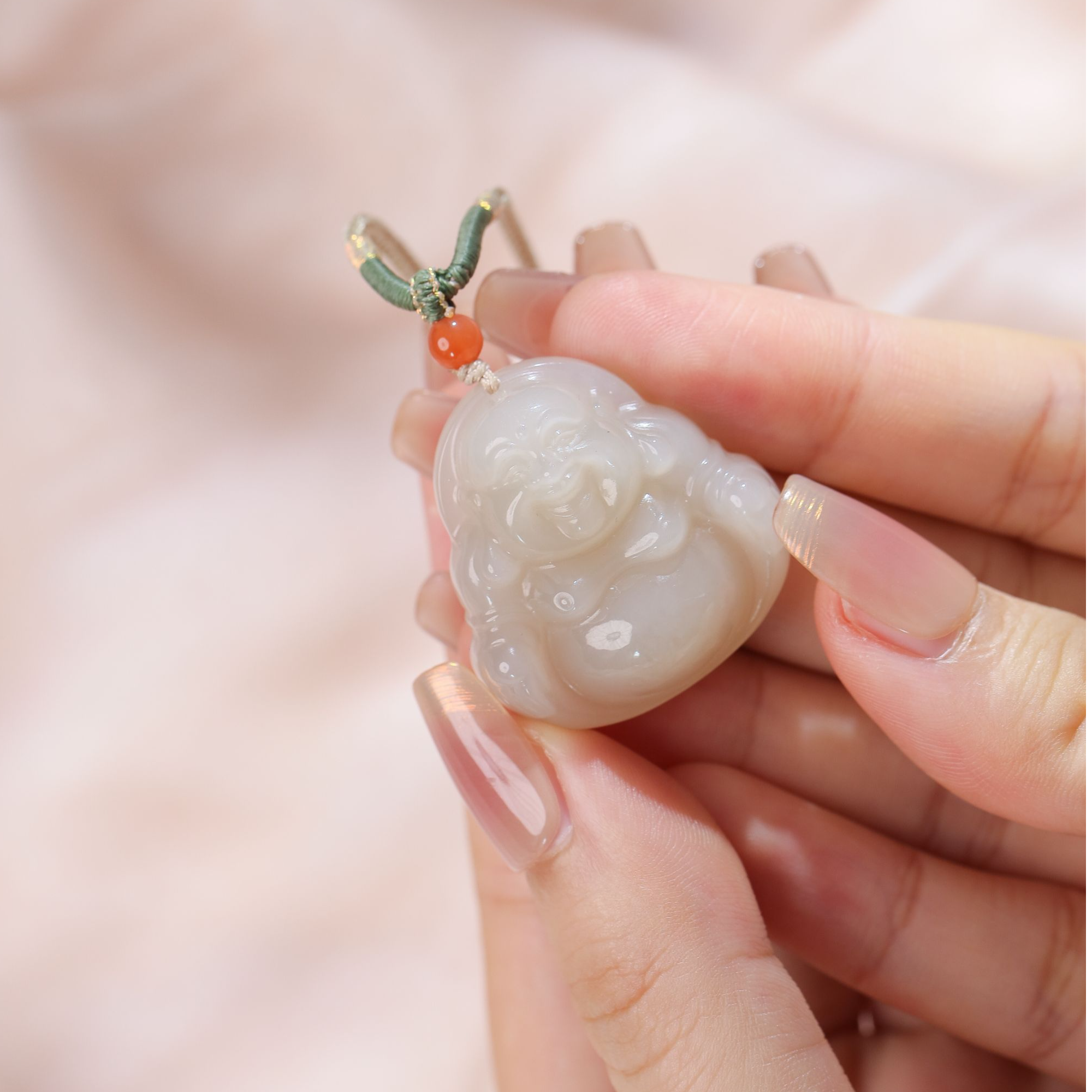 寅石珠宝 | 和田玉藕粉佛公吊坠