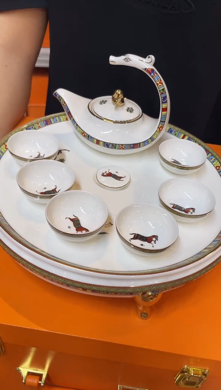 杯鸿辉家品牌瓷器，京东包邮！