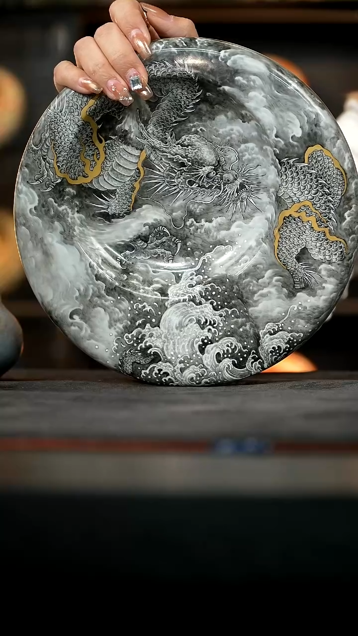 厚山墨龙雪茄缸  