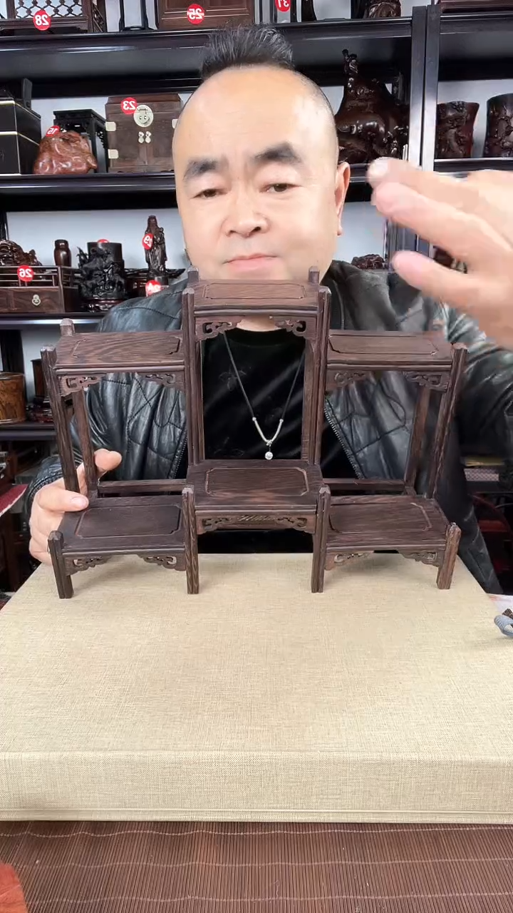 【闪购商品】木231瑕疵老李红木工艺品