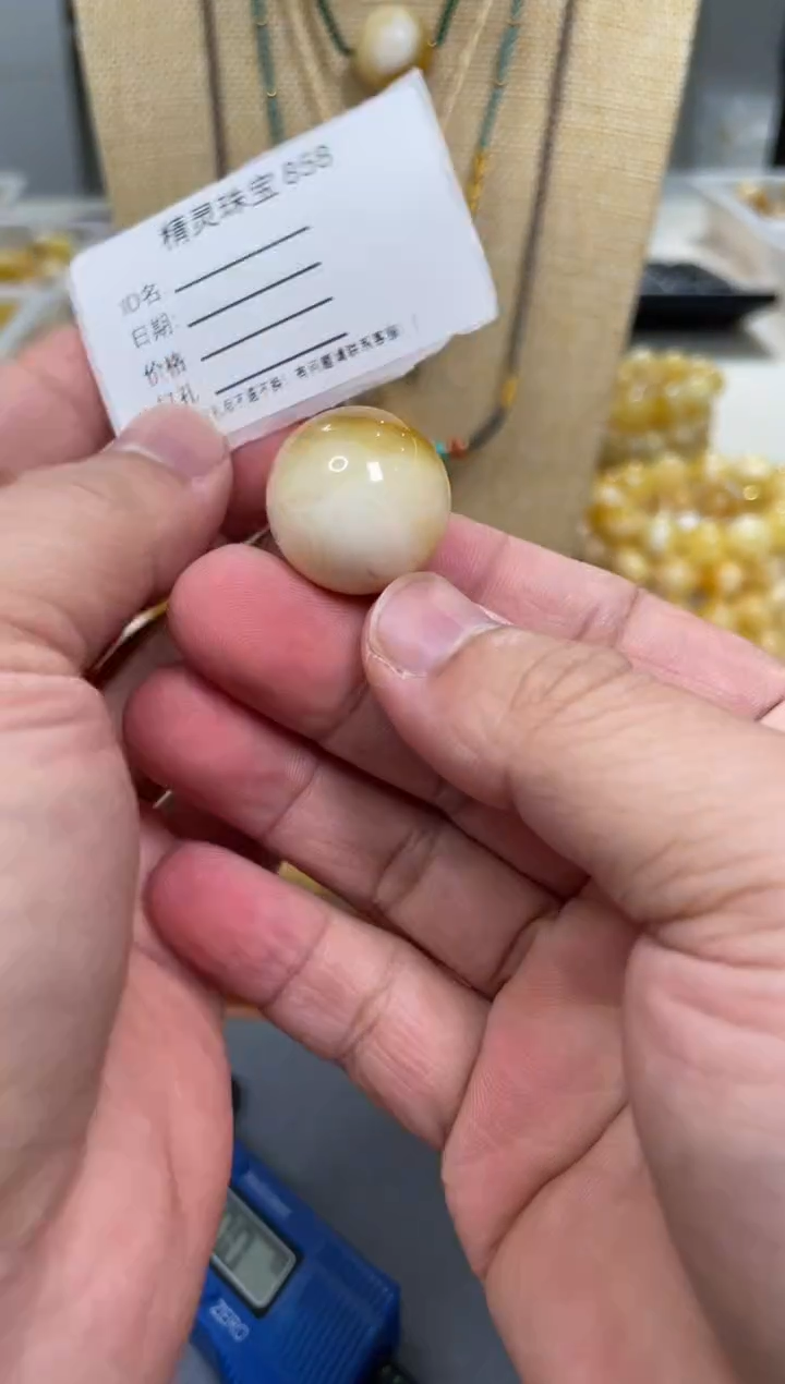 【闪购商品】琥珀颈饰未镶嵌原矿俄料蜜蜡圆珠