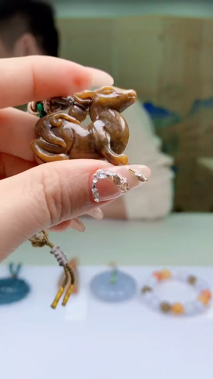 【闪购商品】定制翡翠未镶嵌4990ty-毛货挂件107