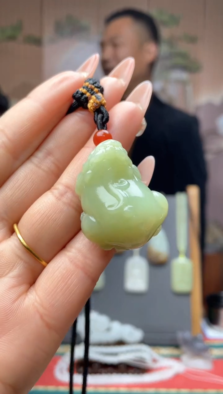 【闪购商品】和田玉颈饰未镶嵌一