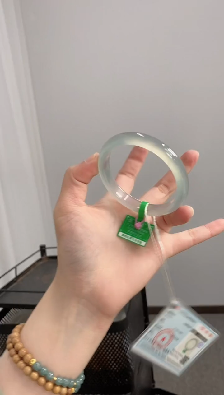 【闪购商品】玛瑙/玉髓手镯未镶嵌58-59圈