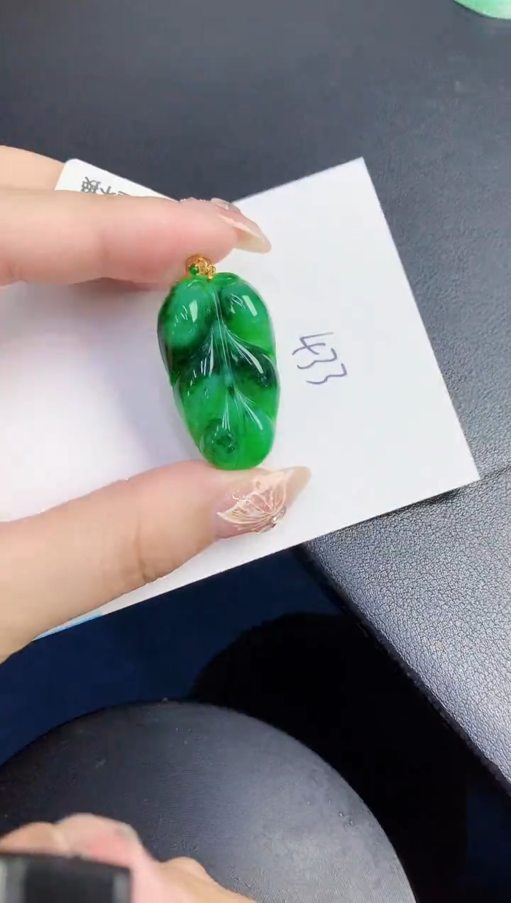 【闪购商品】翡翠颈饰18K金镶嵌0000000000