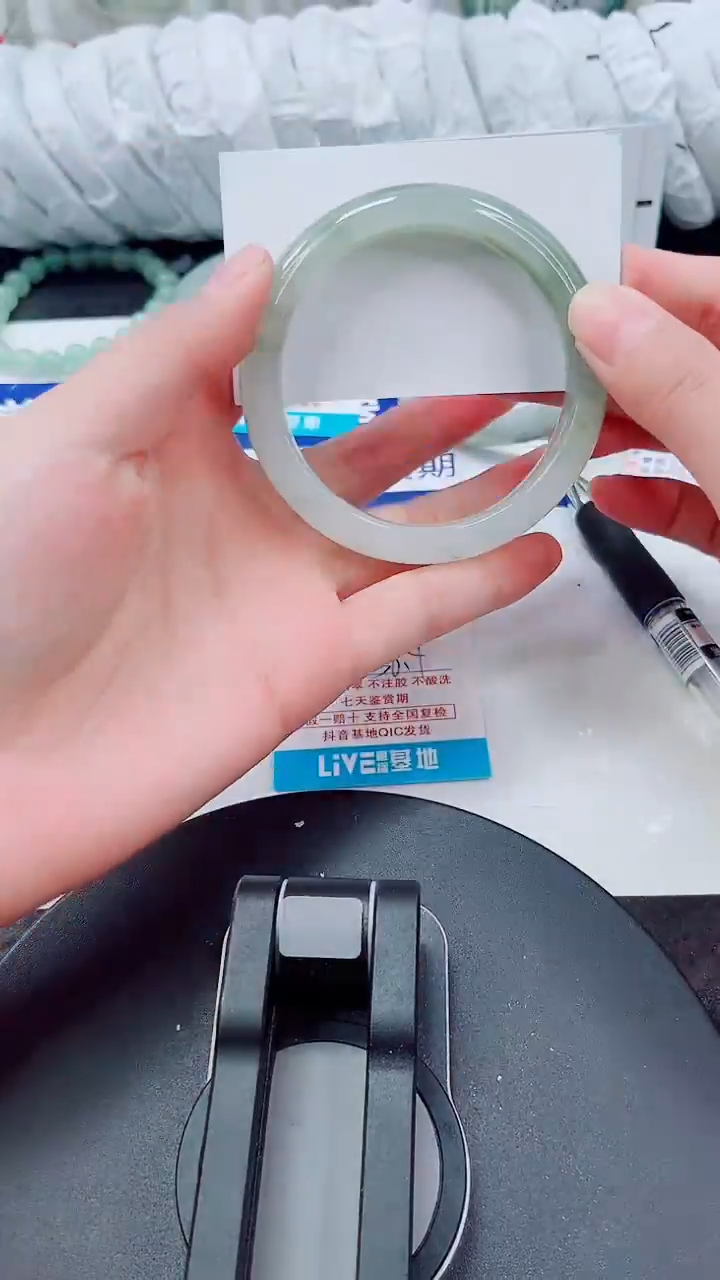 未镶嵌手镯石英质玉88-57/58